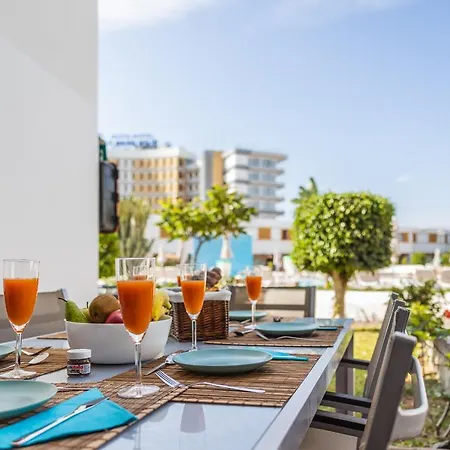 Las Brisas Al Mar Piscina Parking Gratuito